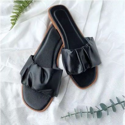 sandal teplek wanita