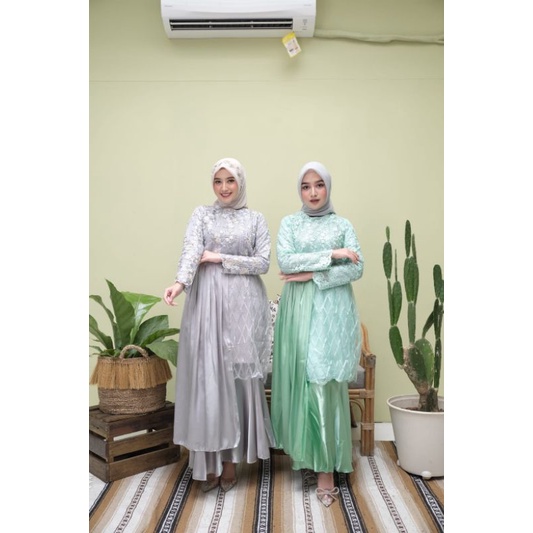 FASHION MUSLIM // MAXI DAHLIA // Gamis tille mix ceruty satin | Gamis brukat jumbo | Gamis | Gamis wisuda lamaran pernikahan | By Pelaminan biru