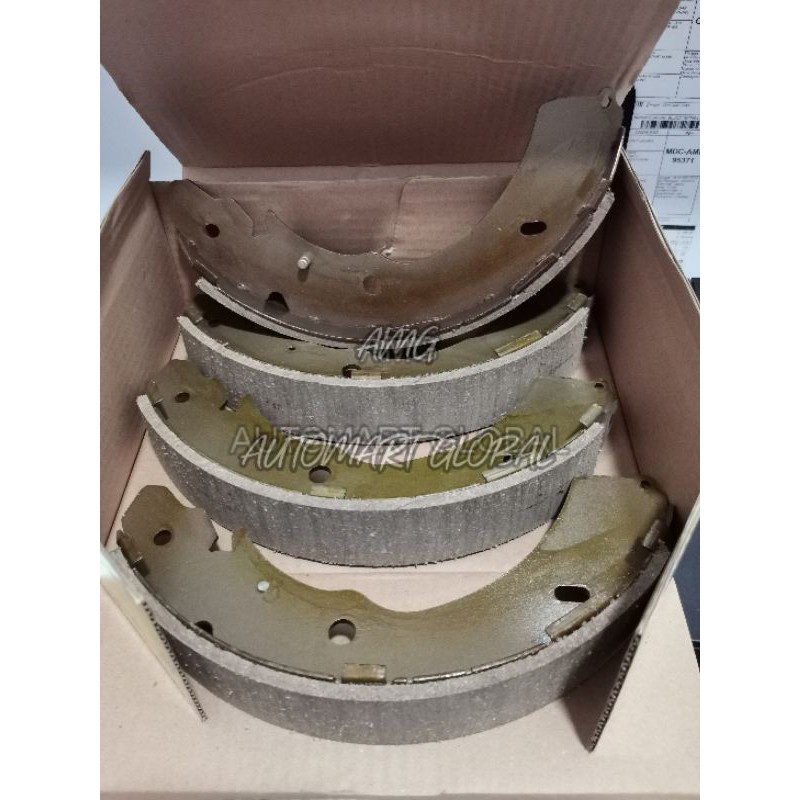 brake shoe kampas rem isuzu dmax set 4pc