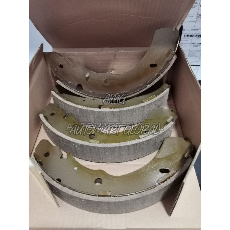 brake shoe kampas rem isuzu dmax set 4pc