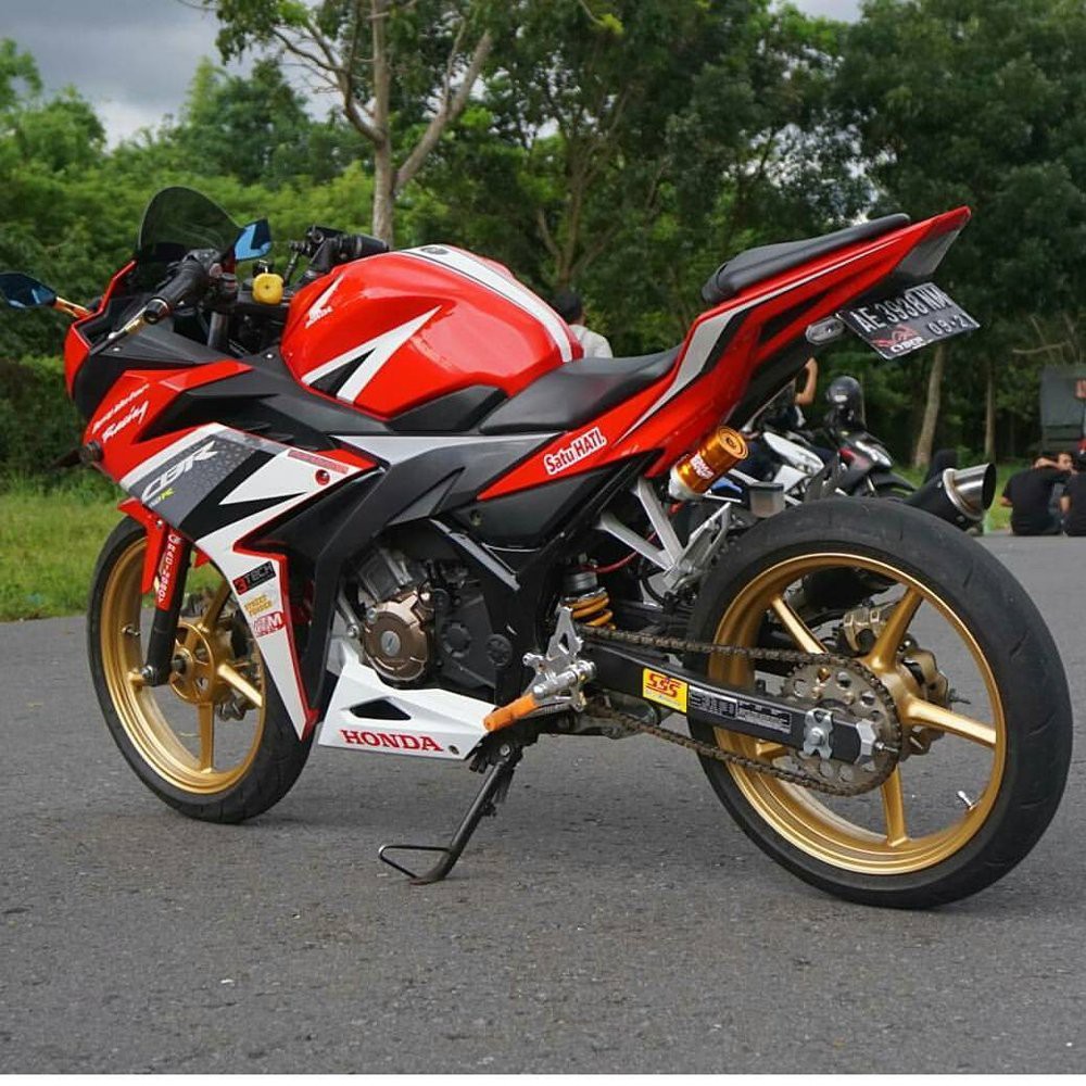 TERSEDIA HONDA CBR150R CBR 150 R K45G 2017 TAIL TIDY UNDERTAIL