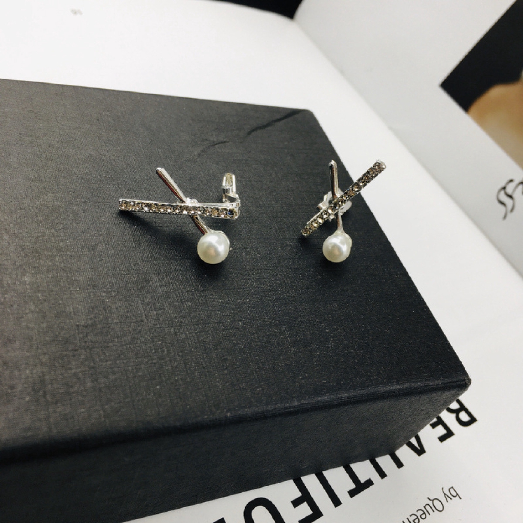 Anting Klip Tanpa Tindik Lapis Emas / Silver Model Silang Dengan Mutiara Imitasi Untuk Wanita