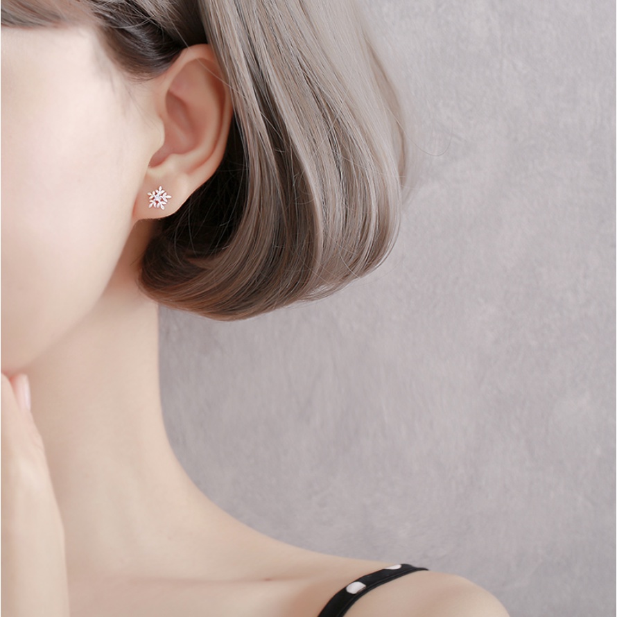 Anting Wanita Korea Snowflakes Kecil/ Korean Mini Snowflakes Earrings-2