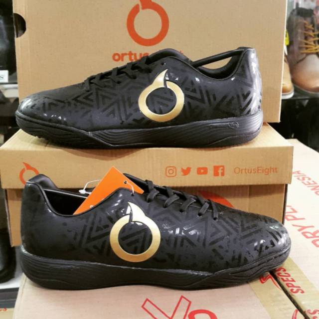 SEPATU FUTSAL ORTUSEIGHT JOGOSALA SHOCKWAVE