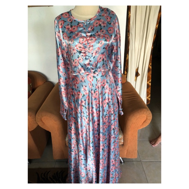 Preloved dress flower