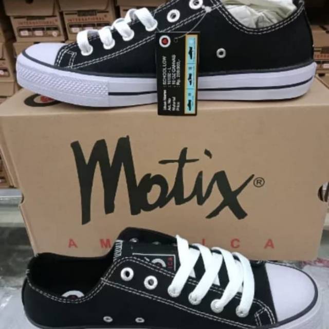 Sepatu motix LC