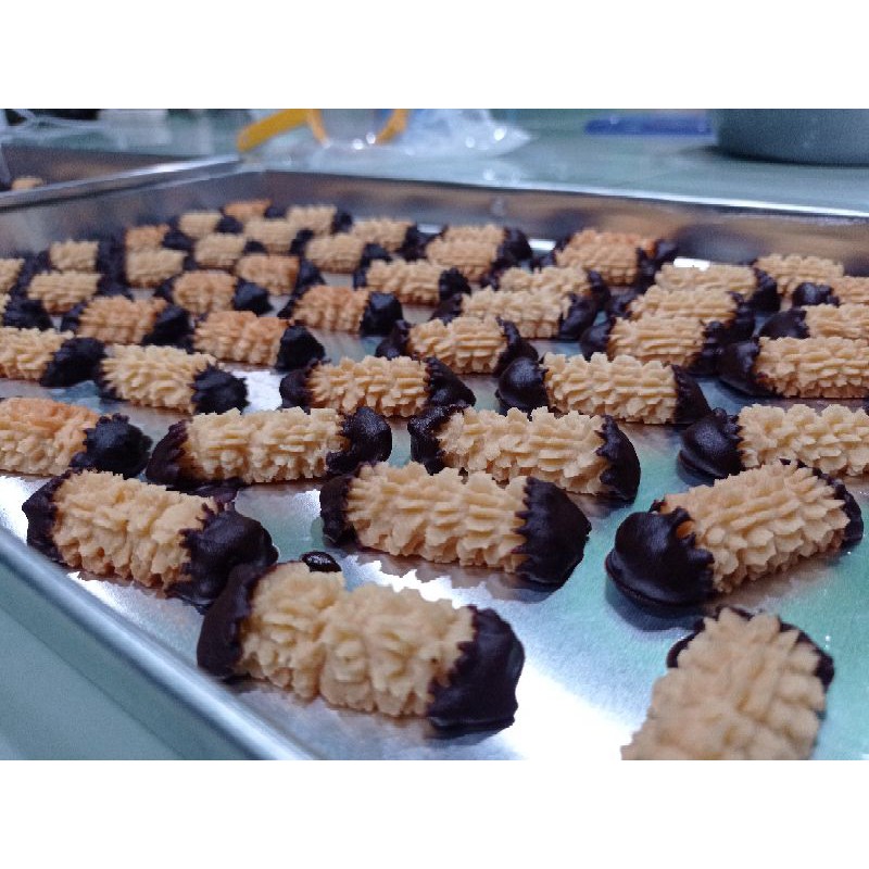 

semprit coklat murah | kue kering mawar jadul