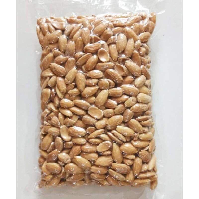 

KACANG ALMOND PANGGANG KUPAS 1KG ISTANAPANCINGTTE