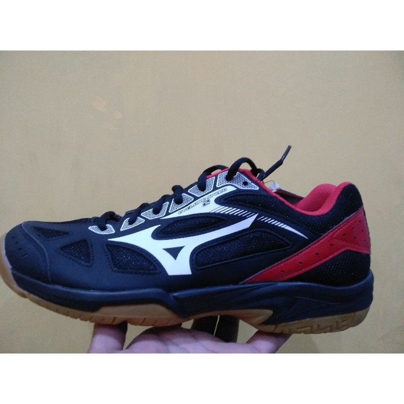 mizuno Cyclone speed 2