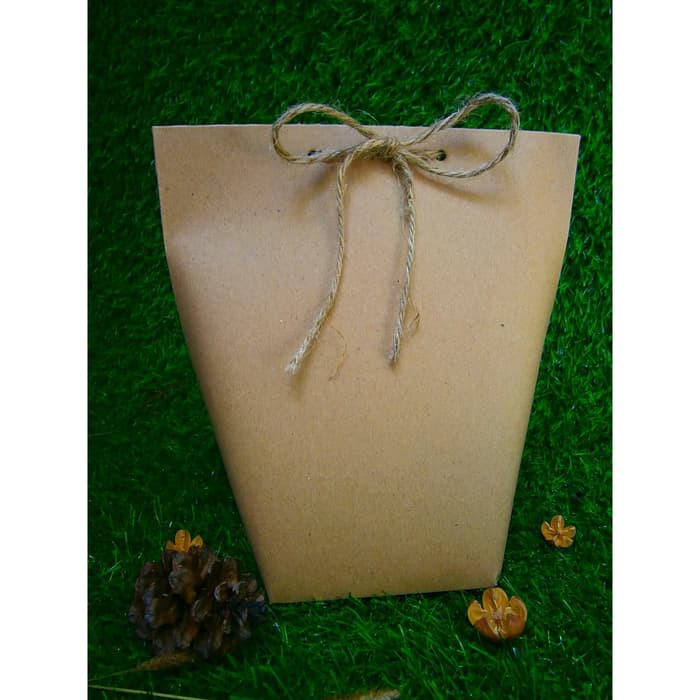 

READY STOCK PAPER BAG PILLOW GIFT BOX PILLOW BOX KOTAK KADO PACKING SOUVENIR LARGE