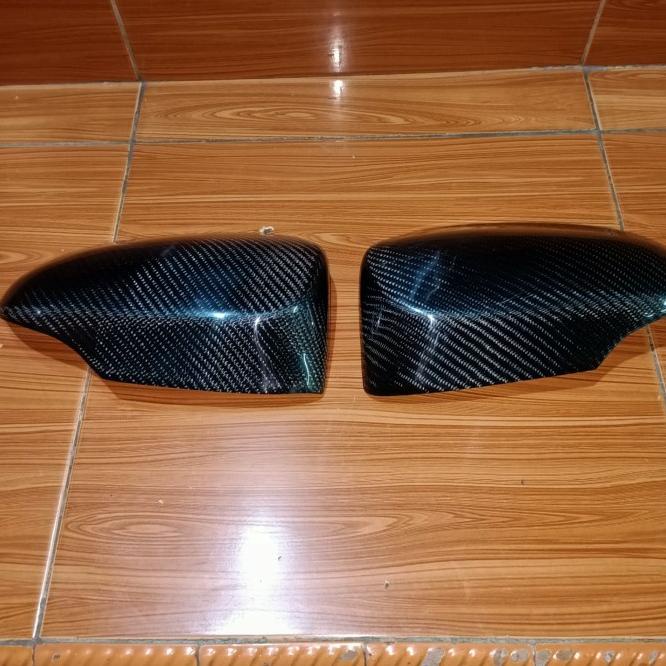 Cover Spion Yaris Carbon