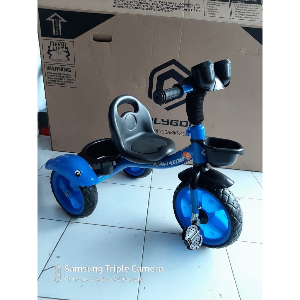  Sepeda  anak  roda 3 AVIATOR  AT 106 SPEEDOMETER musik 