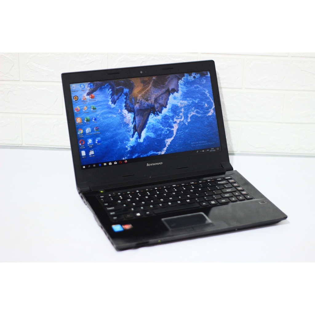 Laptop Lenovo b40-80 Core I3 Radeon R5 2 GB Ram 4 Gb Hdd 500 Gb Mulus Pemakaian Wajar Mulus Mantap
