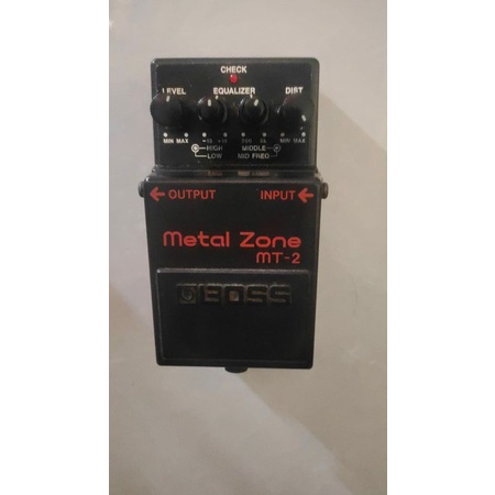 Efek Gitar Boss Metal Zone MT-2