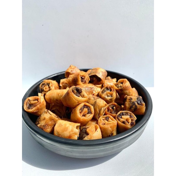 

CAMILAN Kriuk Manis isi Coklat (ROLLCOK)