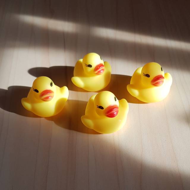 Bebek Mandi Bayi Bebek Karet