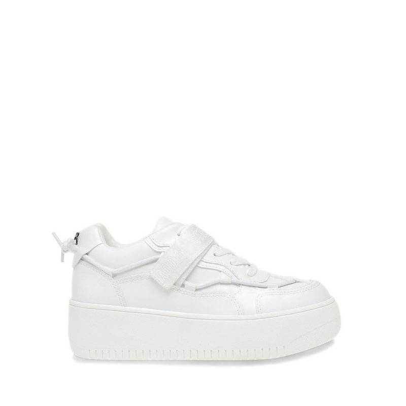 steve madden rezume star court sneaker