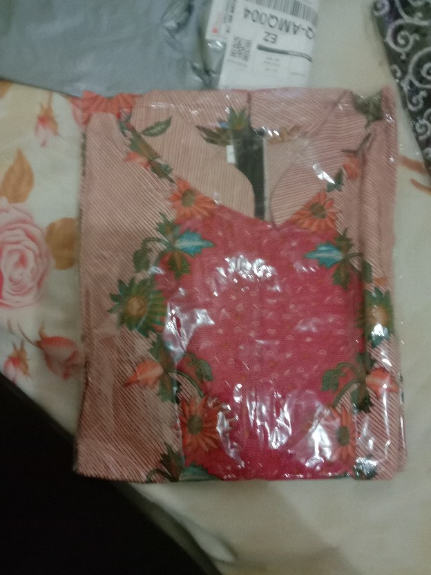 Terlaris Serut Genes Jelita Tunic Navbor Yelbor Whitbor Creambor Tunik Batik Modern