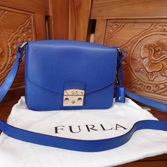 Tas furla preloved dengan defect