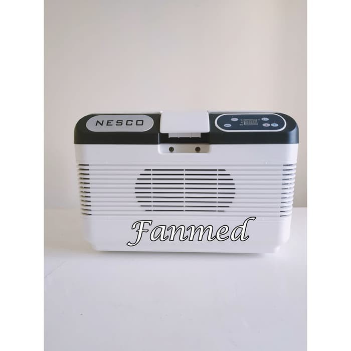 Car Cooler Warmer Mini Thermoelectric Kulkas Mobil 12L XG-202 Nesco Cool Box