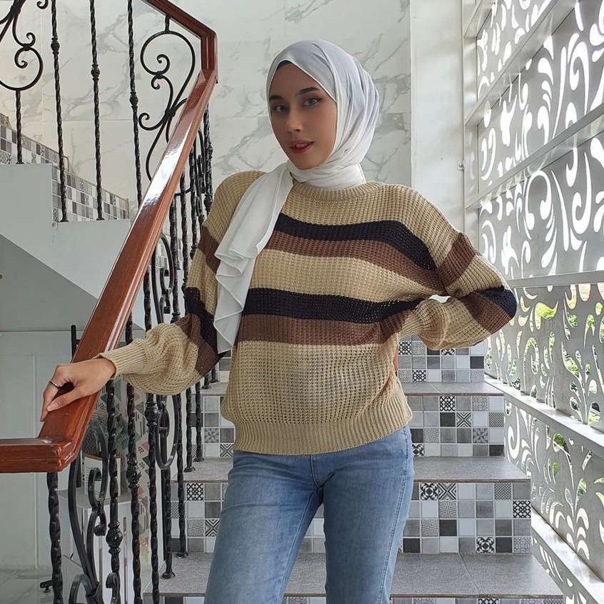 Freya Knite Sweater Rajut Ala Wanita Korean Outwear Motif Garis