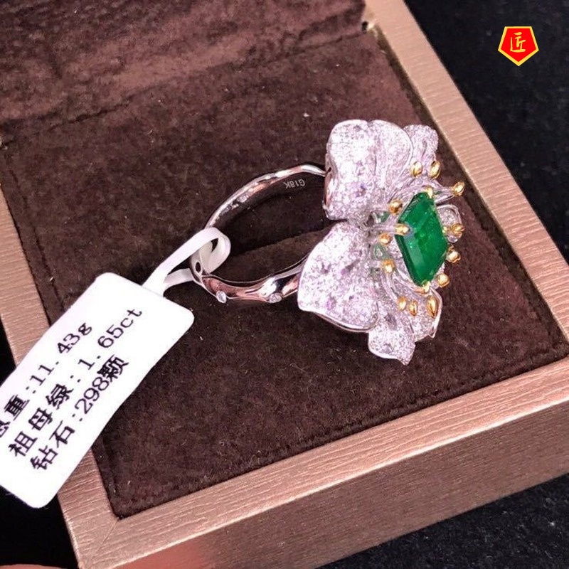 [Ready Stock]Micro-Inlaid Diamond Flower-Shaped Emerald Ring Women's Elegant Temperament
