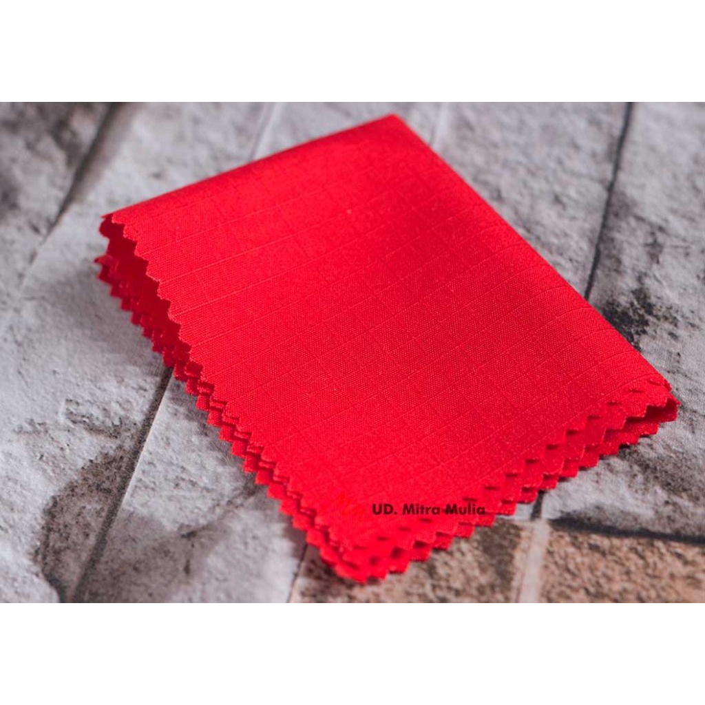 Kain Ribstop Drill Istex, Bahan Seragam, Kode 722A Warna Merah