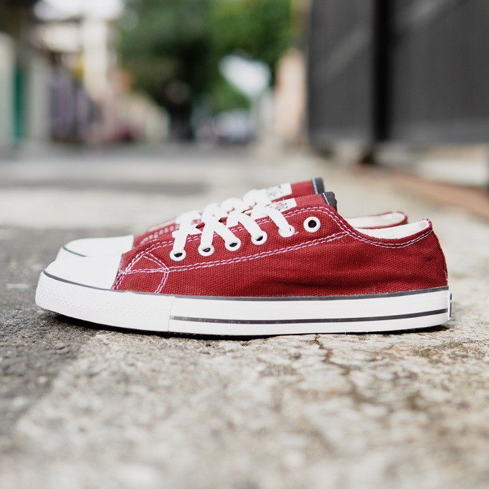 BISA COD !! SEPATU PRIA CASUAL SNEAKERS ALLSTAR LOW CLASIC MERAH SEPATU PRIA / WANITA