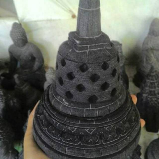 Miniatur Stupa Candi Borobudur Bahan Batu - Pajangan - Ukuran T 18cm
