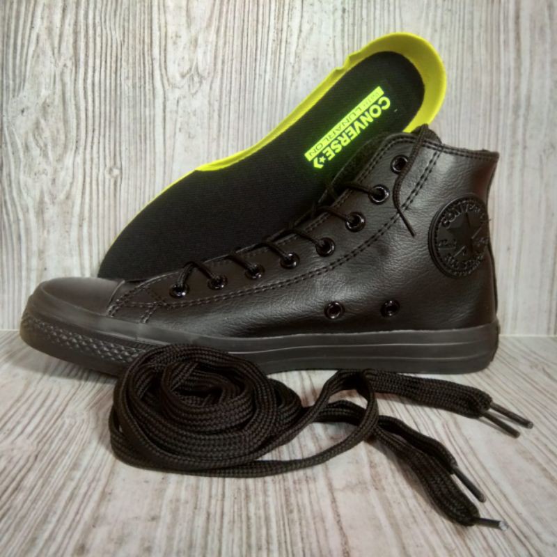 SEPATU SNEAKER PRIA SNEAKER IMPORT FOOTWEAR SEPATU KULIT IMPORT SEPATU PREMIUM