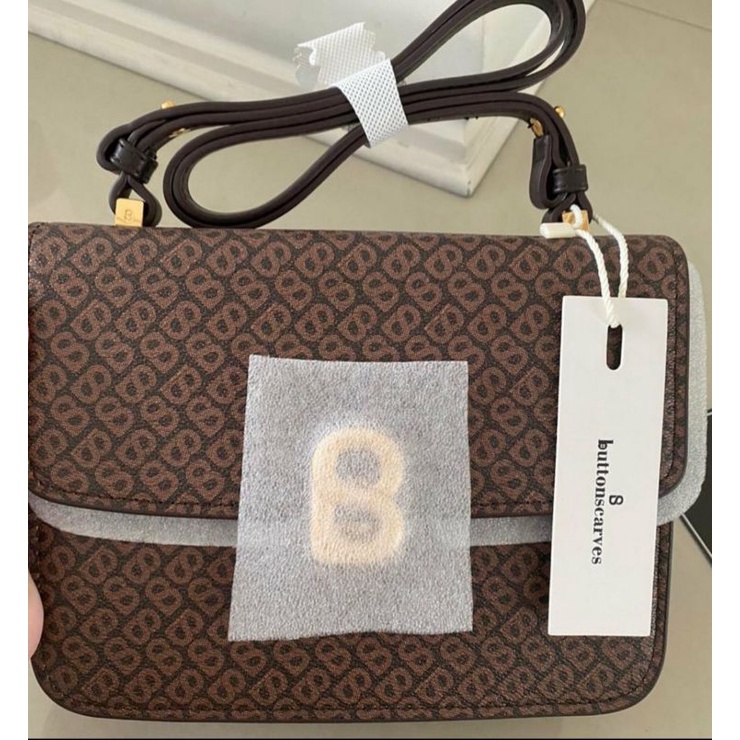 tas audrey buttonscarves