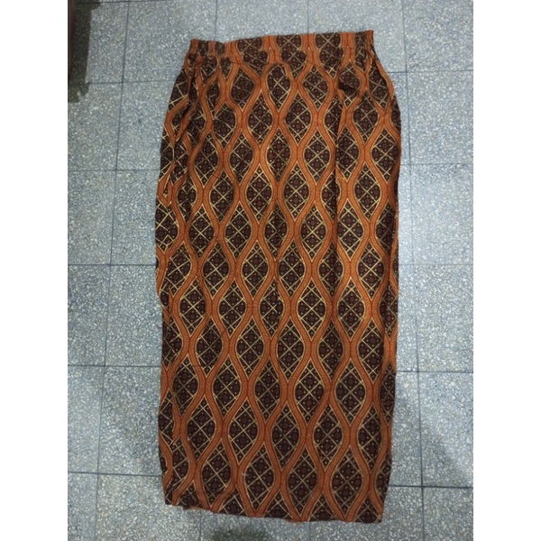[PRELOVED] ROK KEBAYA RESLETING PANJANG