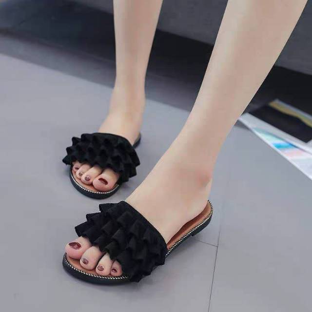 Arumi Sandal Teplek Wanita