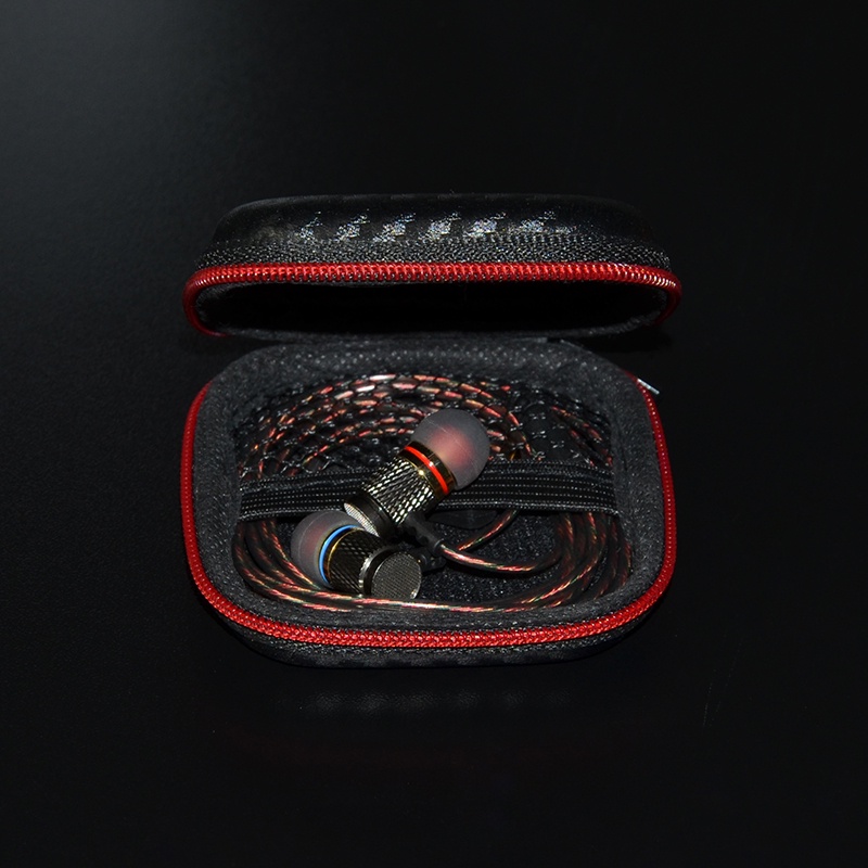 Kotak Penyimpanan Earphone EVA Case - B001