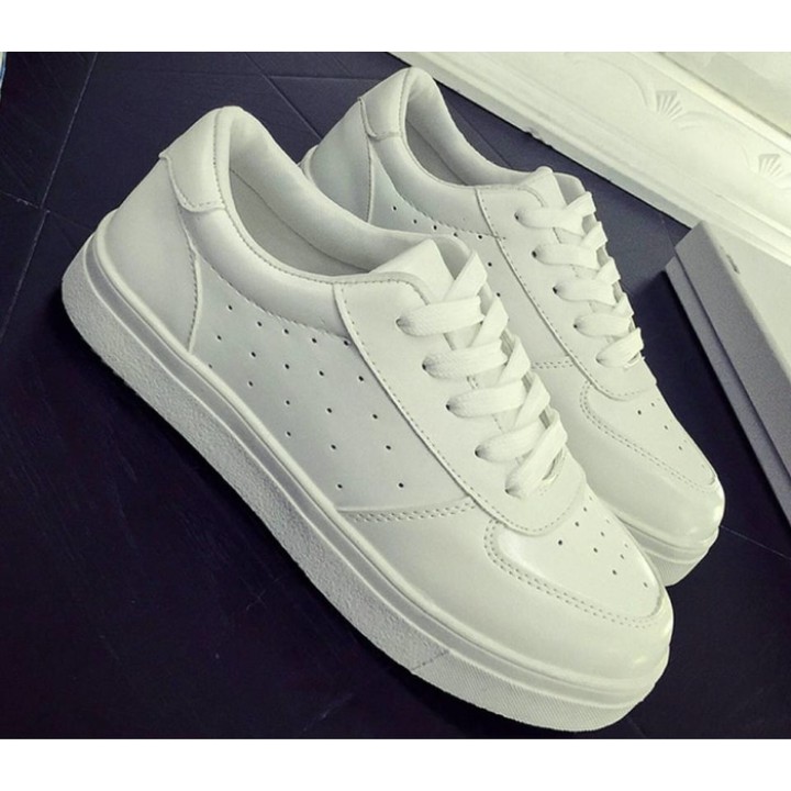 SEPATU KETS SNEAKERS CEWEK WANITA SEKOLAH KULIAH OLAHRAGA JOGGING PUTIH KOREA SIMPLE CASUAL MURAH