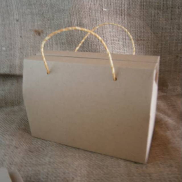 TAS BOX BAHAN KARTON BROWNKRAFT 280GR UKURAN 19 x 10 x 23