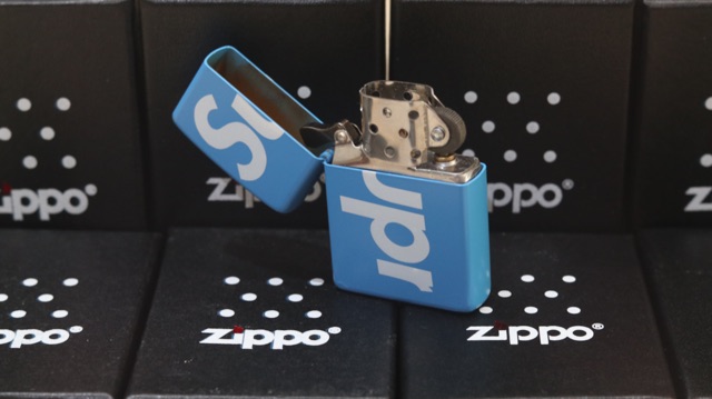 Zippo Matte SUPREME Biru Muda Grade Ori