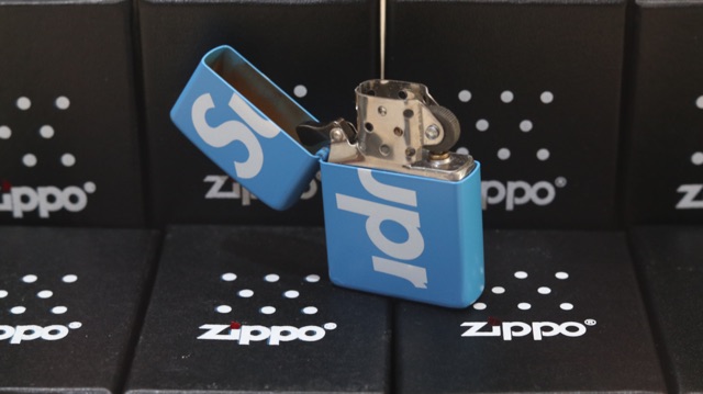 Zippo Matte SUPREME Biru Muda Grade Ori