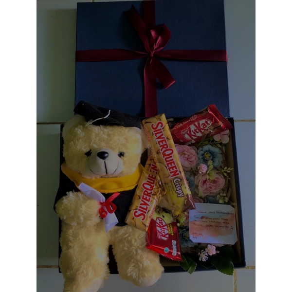 

Gift Wisuda