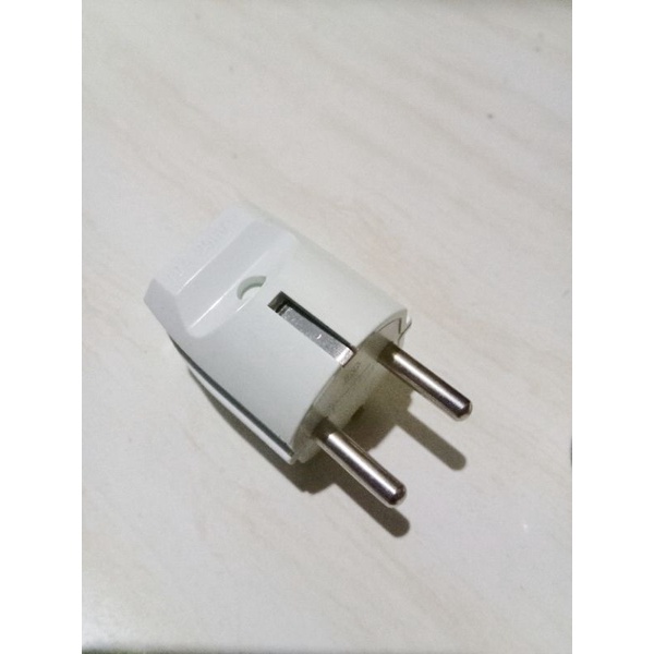 Streker/Colokan Listrik/Colokan Kabel