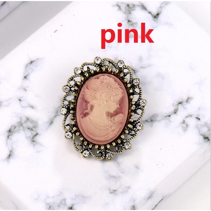 Bros Pin Desain Kepala Cameo Aksen Berlian Imitasi Untuk Wanita