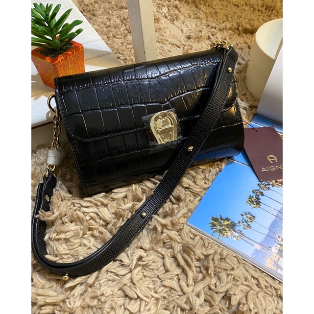 Aigner Genoveva Belt bag Black Croco