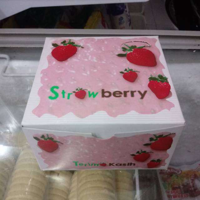 

Dus Snack Box Strawberry @1pak