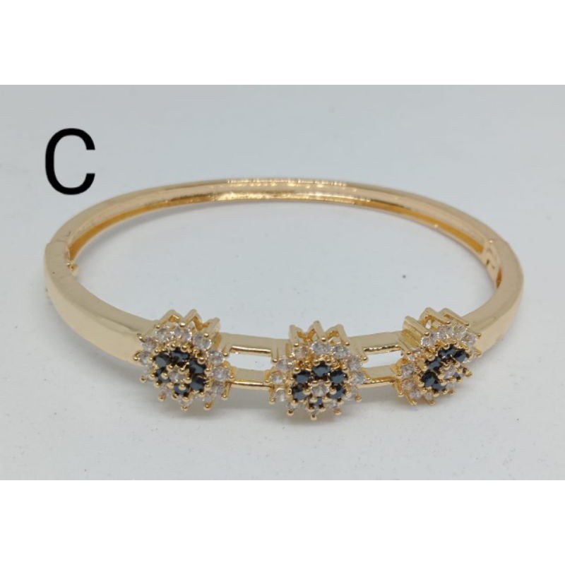 RJJ09. Gelang tangan xuping wanita dewasa lapis emas dgn mata zircon ukuran 5x6 cm oval