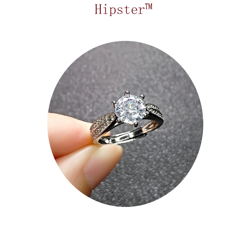 Hot Sale Fashion Elegant Graceful Inlaid Moissanite White Gold Ring