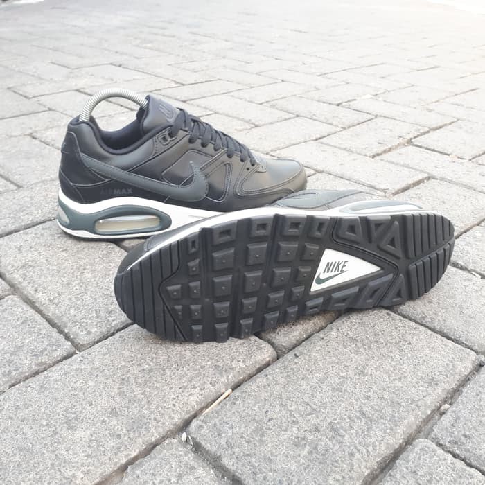 air max command leather black