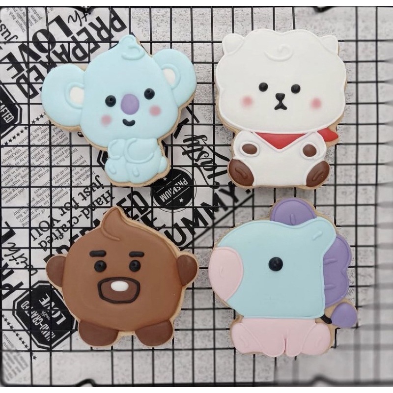 

BTS BT21 Custom Made Butter Cookies PO H-3