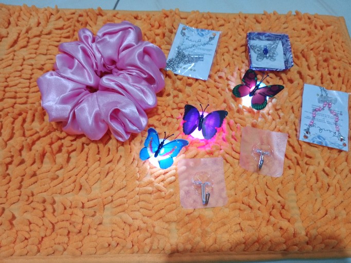 Adhesive Hook Wall Perekat Dinding Gantungan Barang Hooks Kait Tempel Keramik Tembok