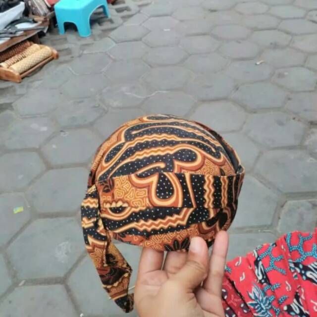 BLANGKON BAYI DAN ANAK