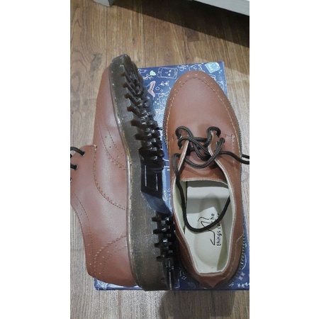 ORLIN DOCMART docmart wanita/wedges wanita/sepatu wanita/docmart keren/docmart second/sepatu second